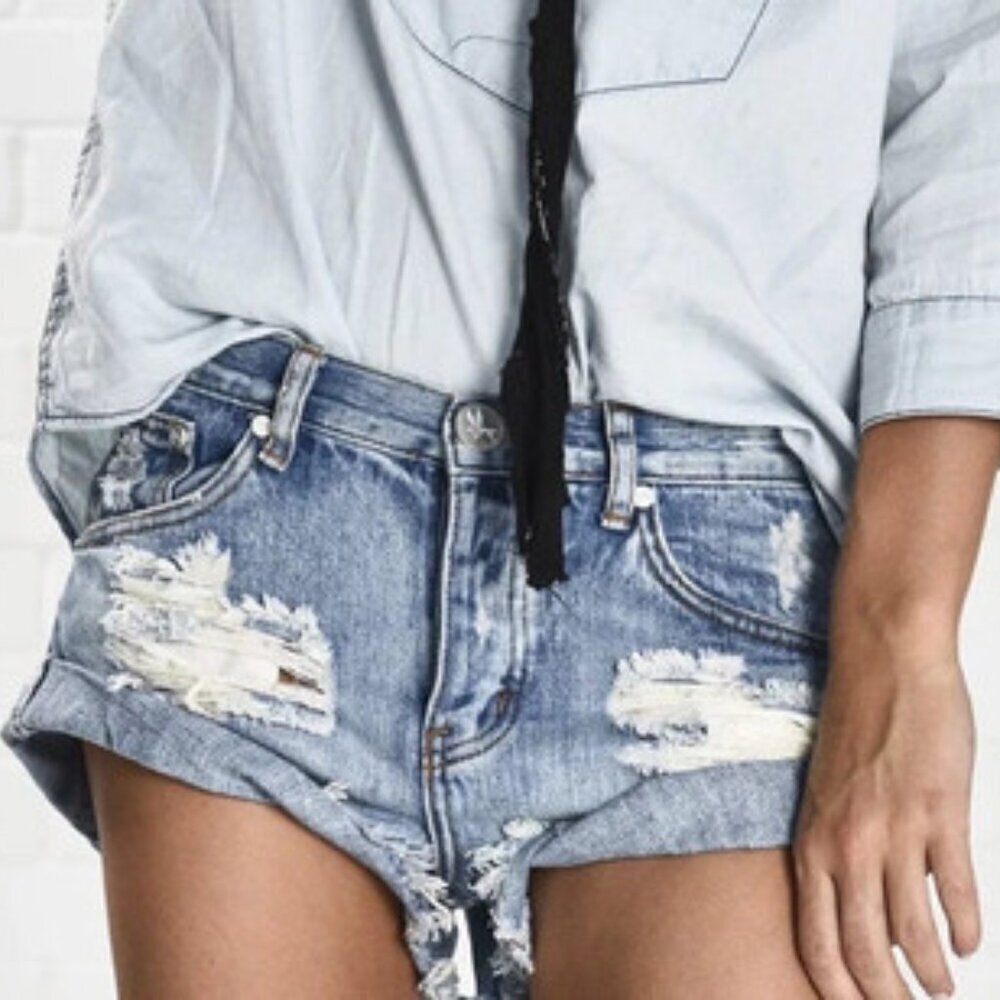One Teaspoon Jean Shorts Bandits High Rise Relaxed fit Button Fly Light Wash 24